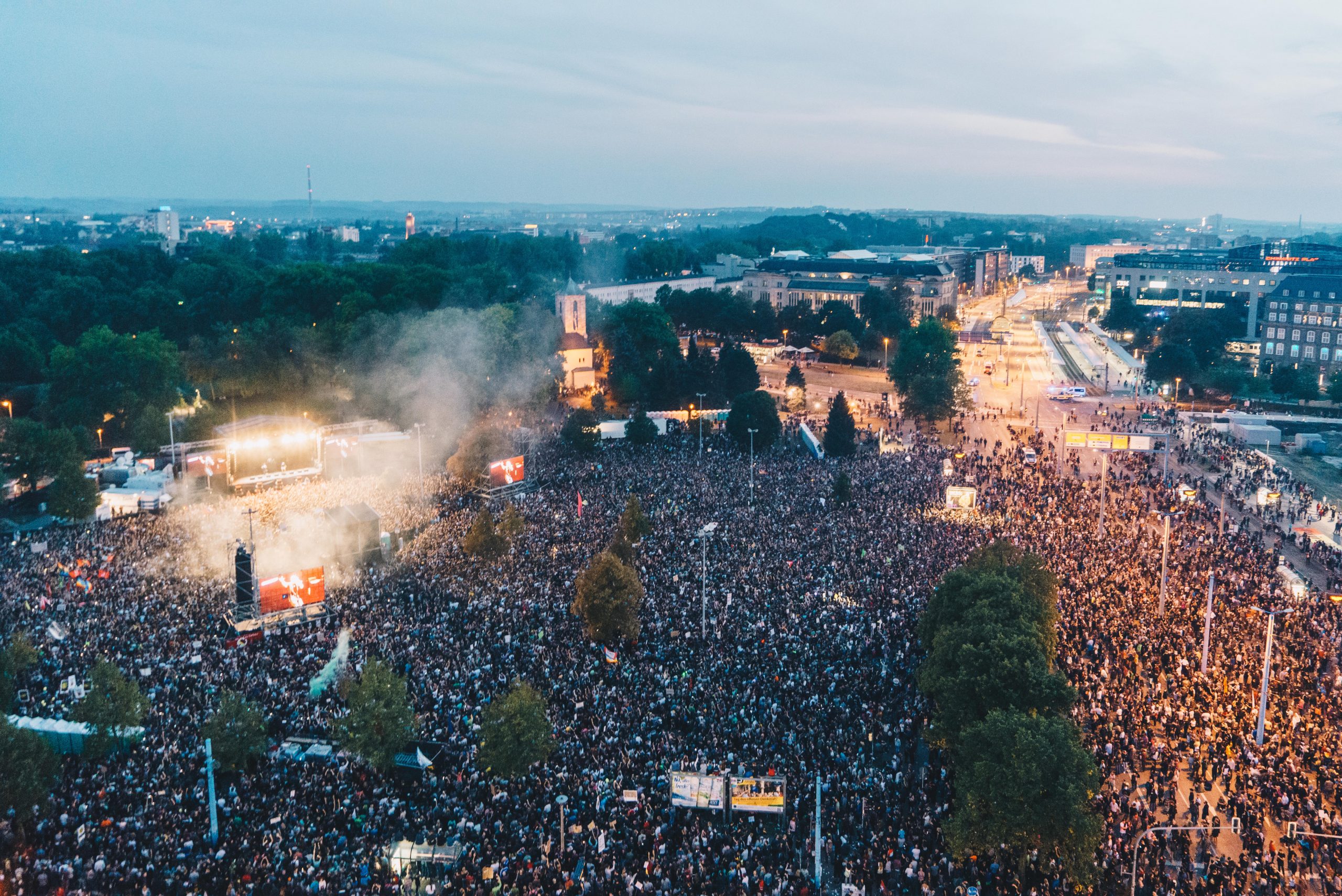Warum Popstars jetzt eben doch über Politik sprechen sollten