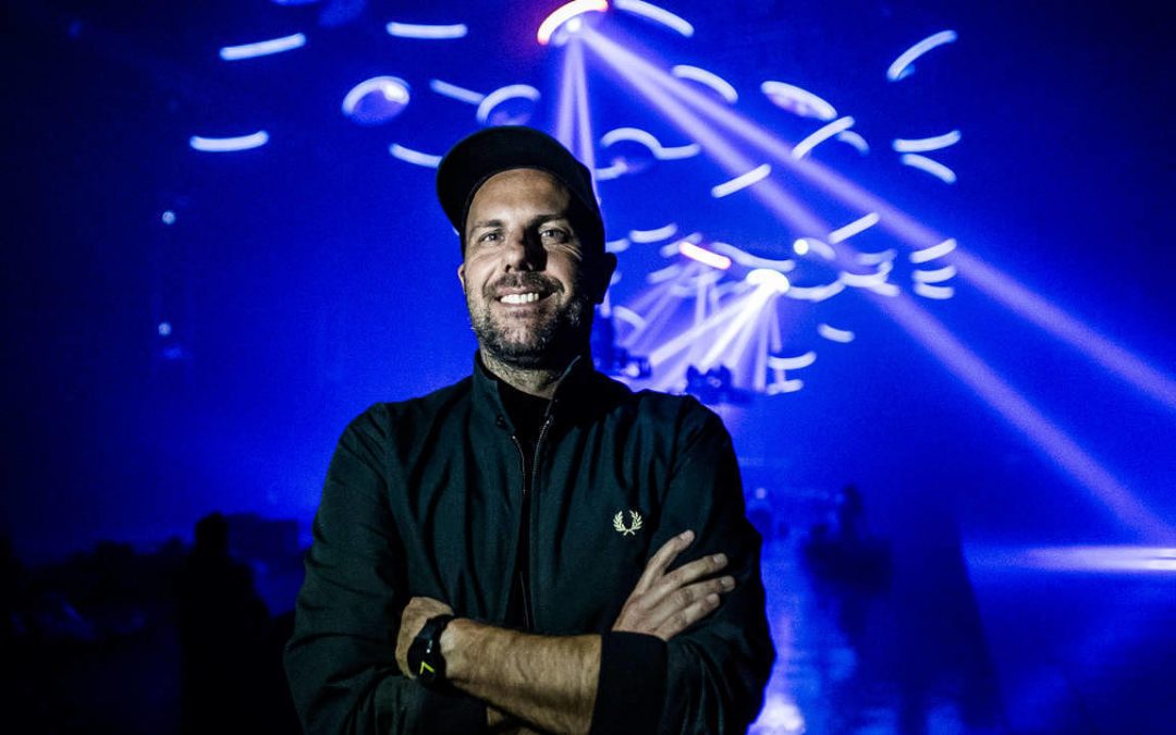 Lichtkünstler Christopher Bauder im Gespräch: „EDM-Shows sind oft lächerlich“